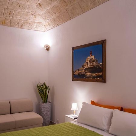Melo Accommodations Apartment Abbrescia Бари Екстериор снимка