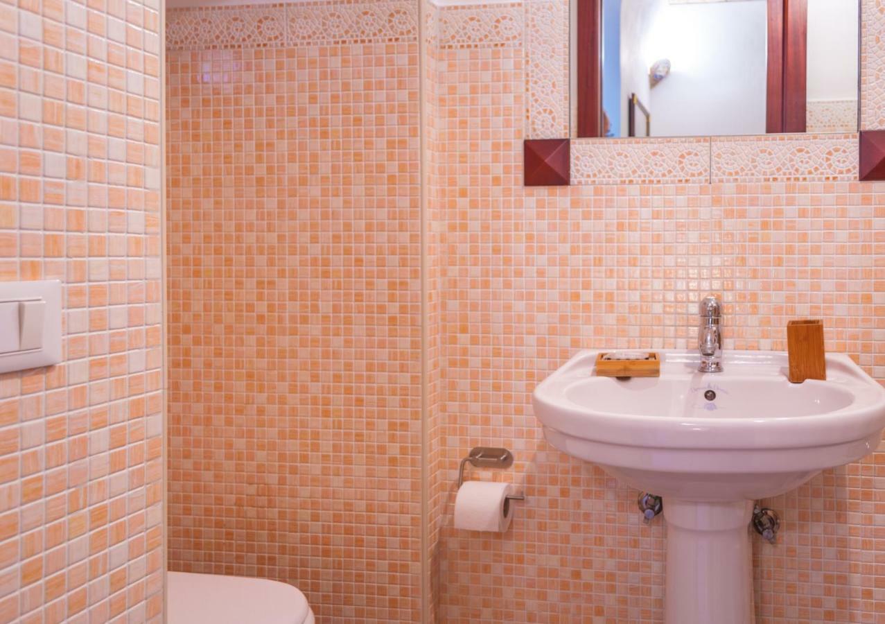 Melo Accommodations Apartment Abbrescia Бари Екстериор снимка